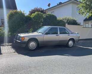 Mercedes-Benz 190 Gebrauchtwagen