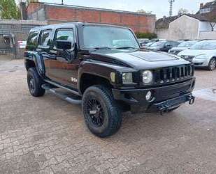 Hummer H3 