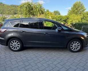 Ford S-Max Gebrauchtwagen