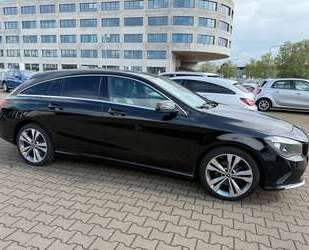 Mercedes-Benz CLA 220 