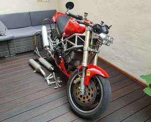 Mini Monster 900 