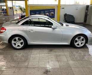 Ford SLK 200 
