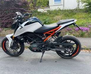 KTM 125 Duke Gebrauchtwagen