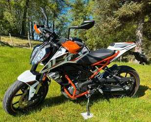 KTM 125 Duke Gebrauchtwagen