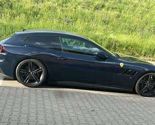 Ferrari GTC4 Lusso Gebrauchtwagen