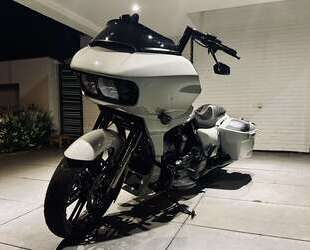 Mercedes-Benz Road Glide 