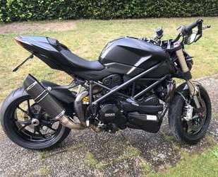 Ducati Streetfighter Gebrauchtwagen