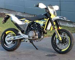 Husqvarna 701 Supermoto Gebrauchtwagen