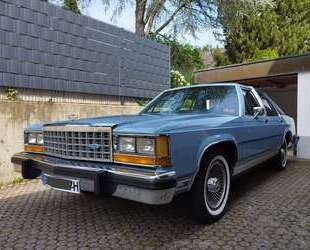 Ford Crown Gebrauchtwagen