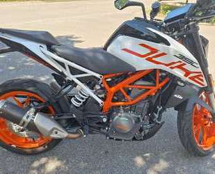 KTM 390 Duke Gebrauchtwagen