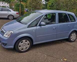 Nissan Meriva 