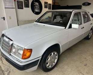 Mercedes-Benz 230 Gebrauchtwagen