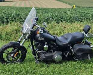 Harley Davidson Dyna Street Bob Gebrauchtwagen