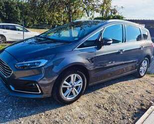 Ford S-Max Gebrauchtwagen