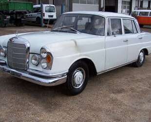 Mercedes-Benz 230 Gebrauchtwagen