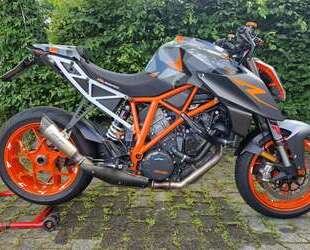KTM 1290 Super Duke R Gebrauchtwagen