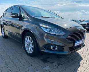 Ford S-Max Gebrauchtwagen