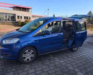Ford Tourneo Courier Gebrauchtwagen