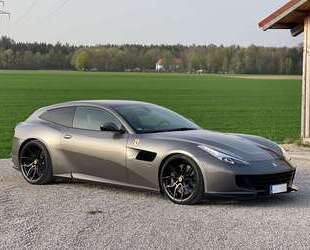 Ferrari GTC4 Lusso Gebrauchtwagen
