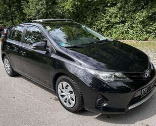 Toyota Auris Gebrauchtwagen