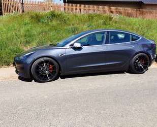 Tesla Model 3 Gebrauchtwagen