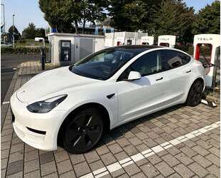 Tesla Model 3 Gebrauchtwagen