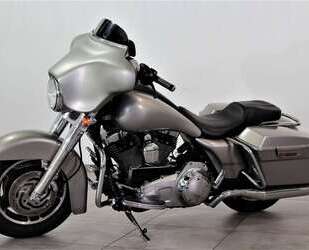 Nissan Street Glide 