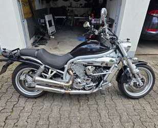 Hyosung Aquila 650 