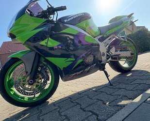 Kawasaki Ninja ZX-9R Gebrauchtwagen