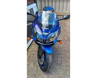 Kawasaki Ninja ZX-9R Gebrauchtwagen