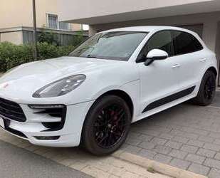 XPeng Macan 