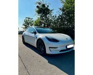 Tesla Model 3 Gebrauchtwagen