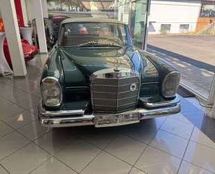 Mercedes-Benz 220 Gebrauchtwagen