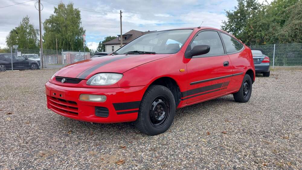 323