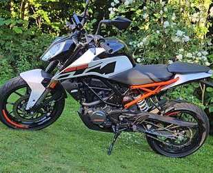 KTM 125 Duke Gebrauchtwagen
