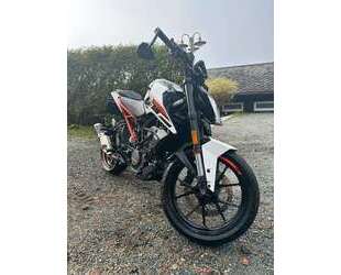 KTM 125 Duke Gebrauchtwagen