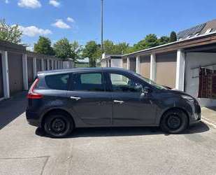 Renault Grand Scenic Gebrauchtwagen