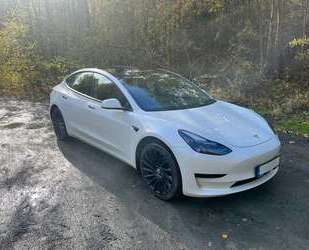 Tesla Model 3 Gebrauchtwagen
