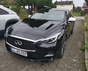 INFINITI Q30 Gebrauchtwagen