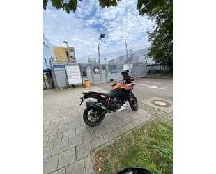 KTM 1050 Adventure 