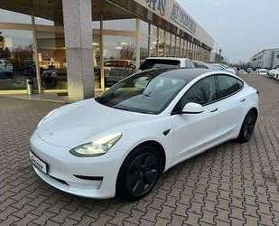 Tesla Model 3 Gebrauchtwagen