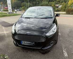 Ford S-Max Gebrauchtwagen