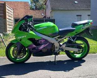 Kawasaki Ninja ZX-9R Gebrauchtwagen
