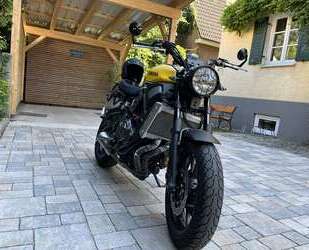 Yamaha XSR 700 