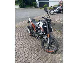 KTM 125 Duke Gebrauchtwagen