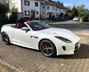 Jaguar F-Type 