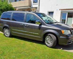 Chrysler Town & Country Gebrauchtwagen