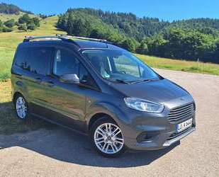Ford Courier 