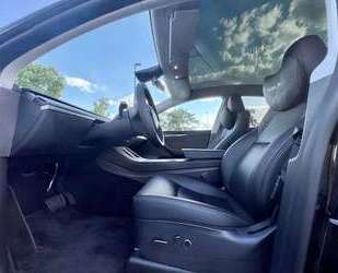 Tesla Model Y Gebrauchtwagen