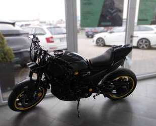 Yamaha XJR 1300 